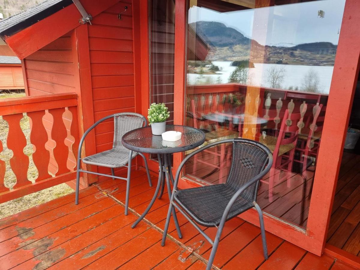 Kvamshaugen Hytter Luster Buitenkant foto